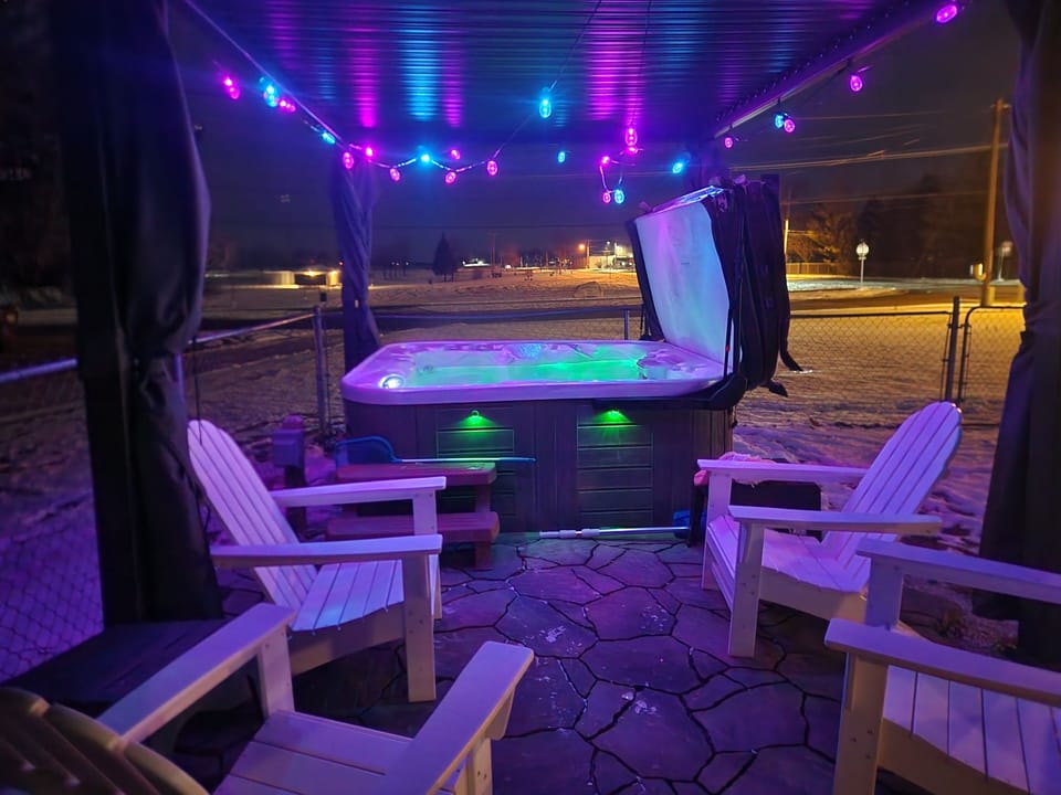 Hot Tub
