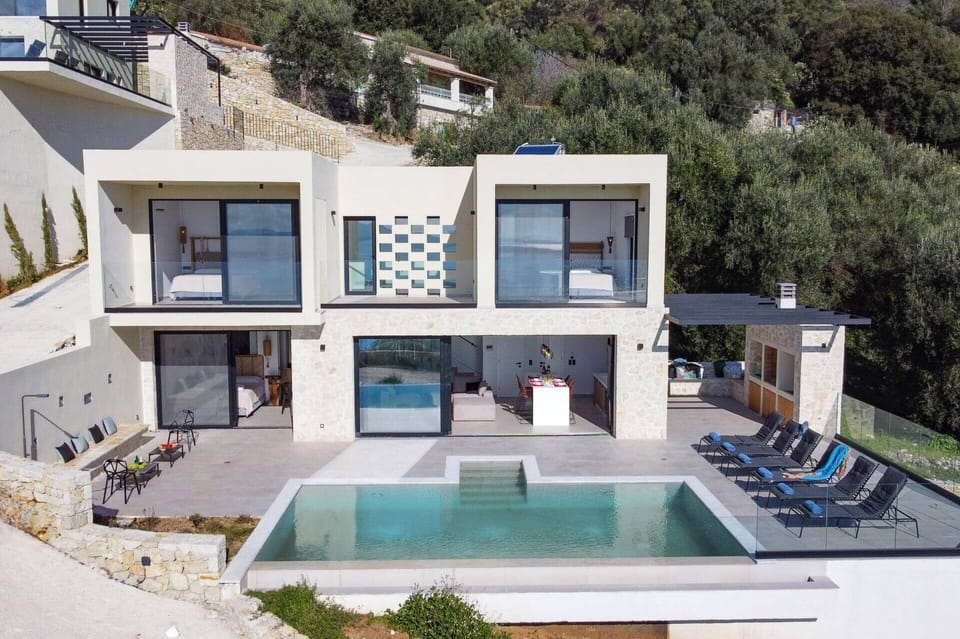 Villa Nissaki View 2 image