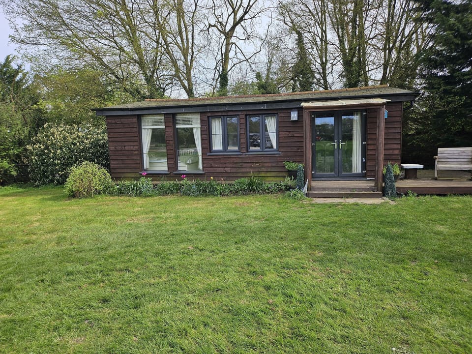 Cabin | Exterior