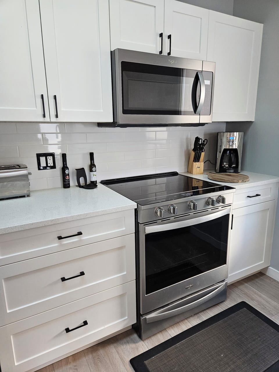 full kitchen with new stove dishwasher and fridge 