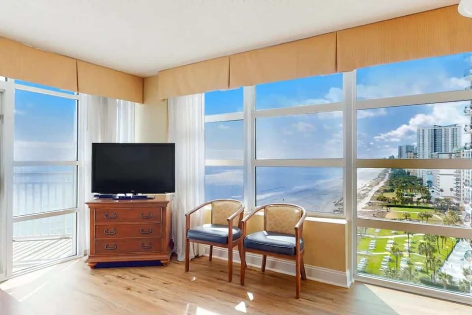 An open, inviting space ideal for quality family time.