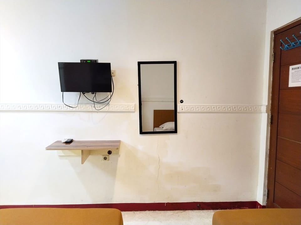 Standard Twin Room | Free WiFi