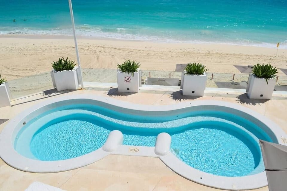 Jacuzzi