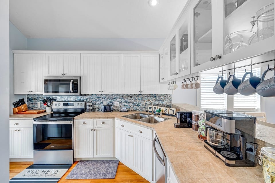 Make meals, heat up leftovers, or just grab coffee on the way out!