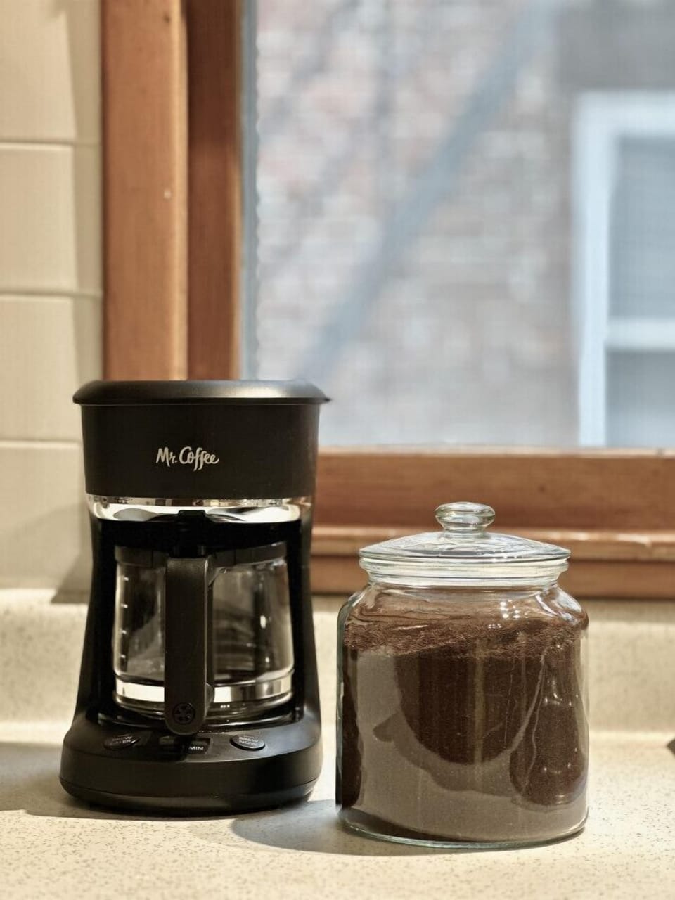 Your Yale haven awaits! Start your day with complimentary coffee & feel right at home in our cozy retreat.