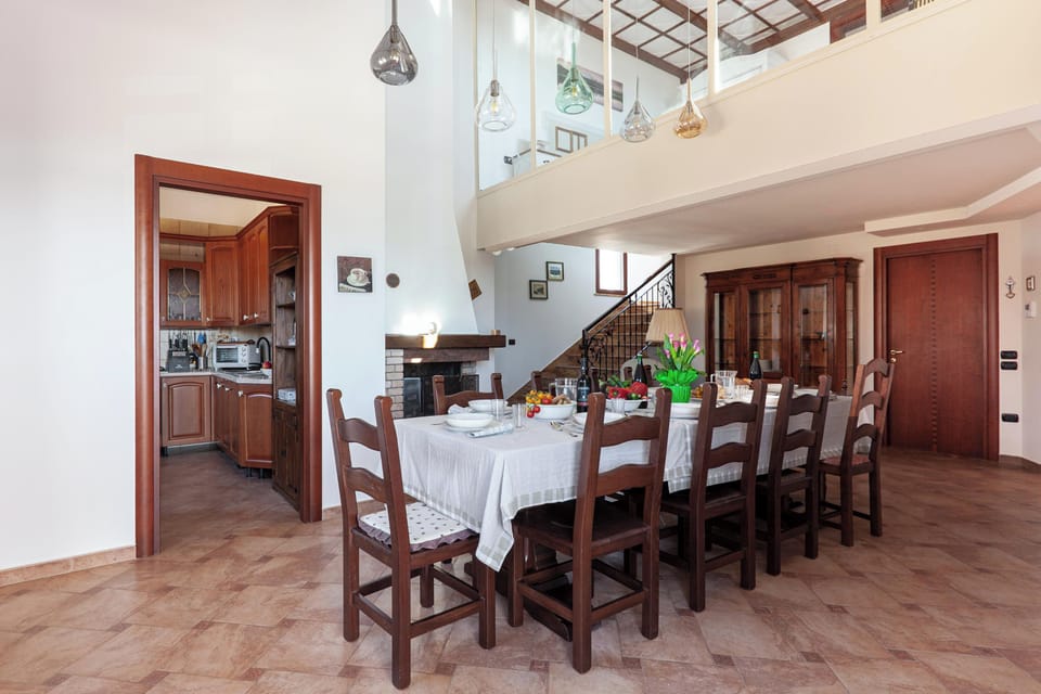 Kitchen and dining area