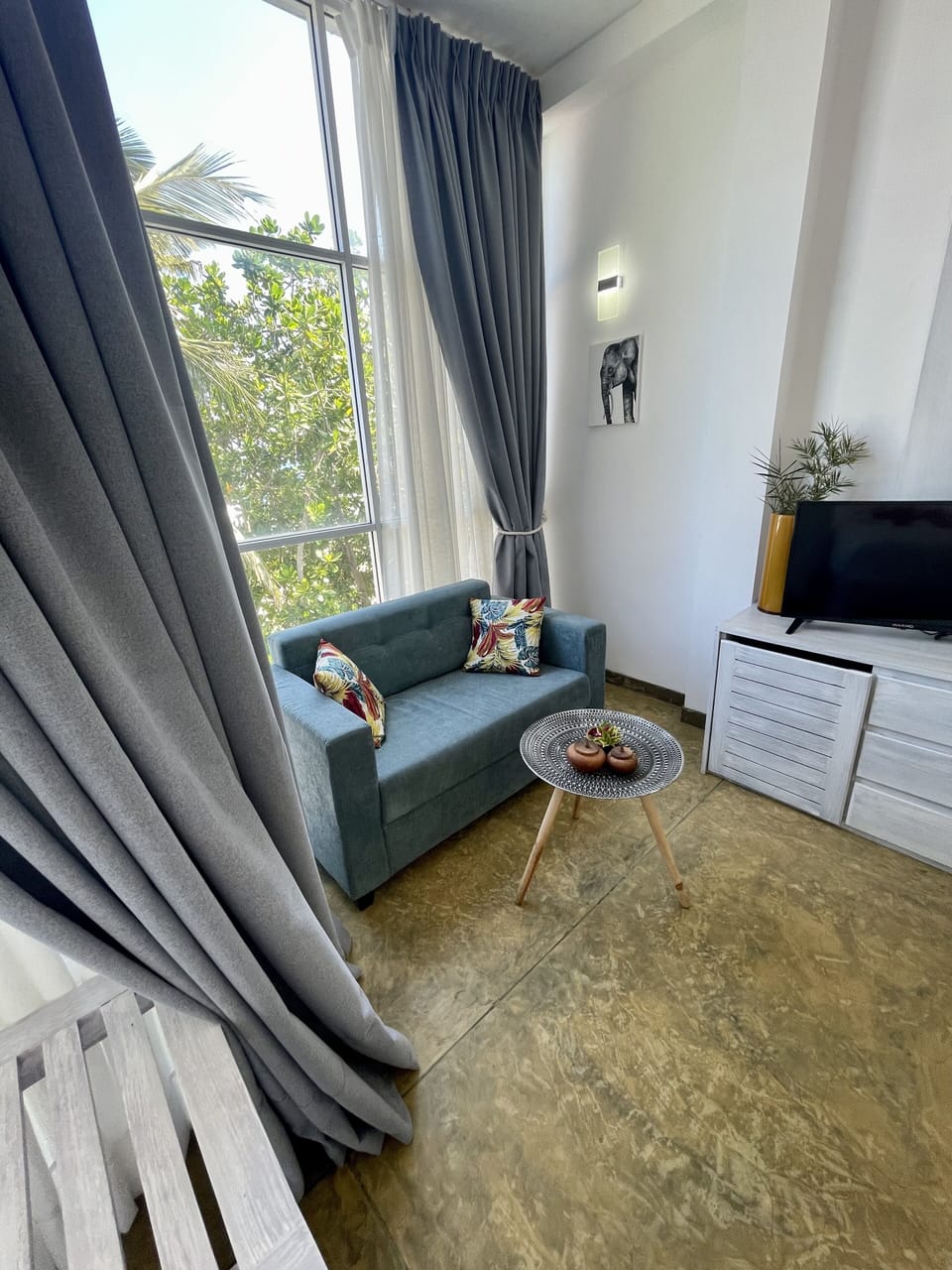 Deluxe Double Room, Balcony, Ocean View | Minibar, in-room safe, desk, laptop workspace