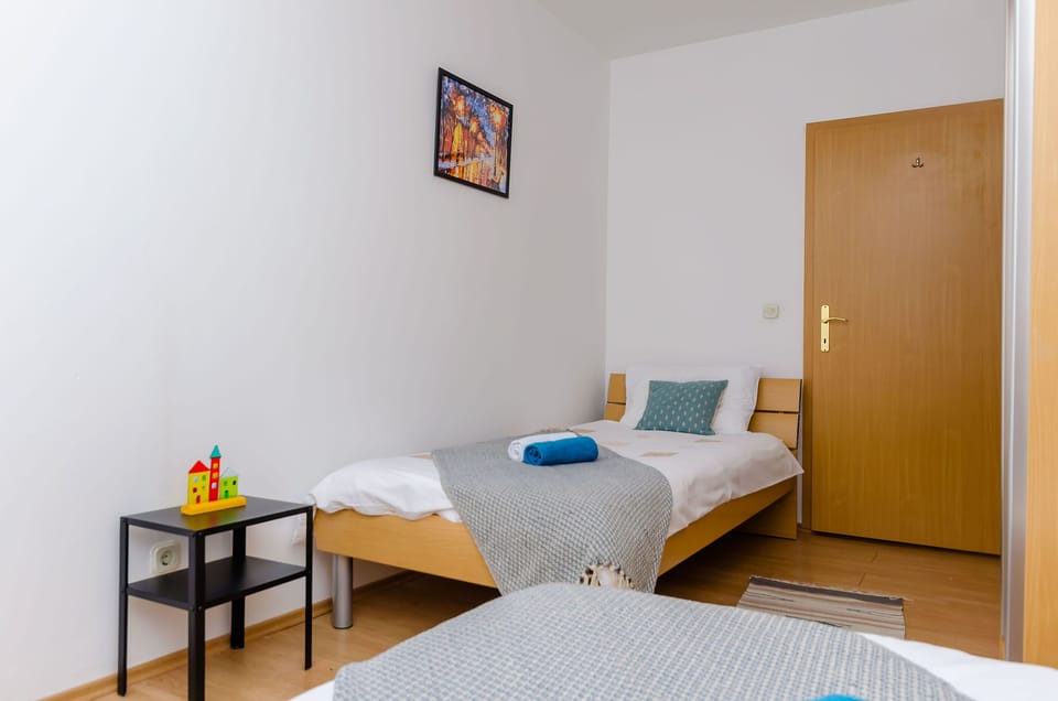 Apartment (A1) | 2 bedrooms, iron/ironing board, free WiFi