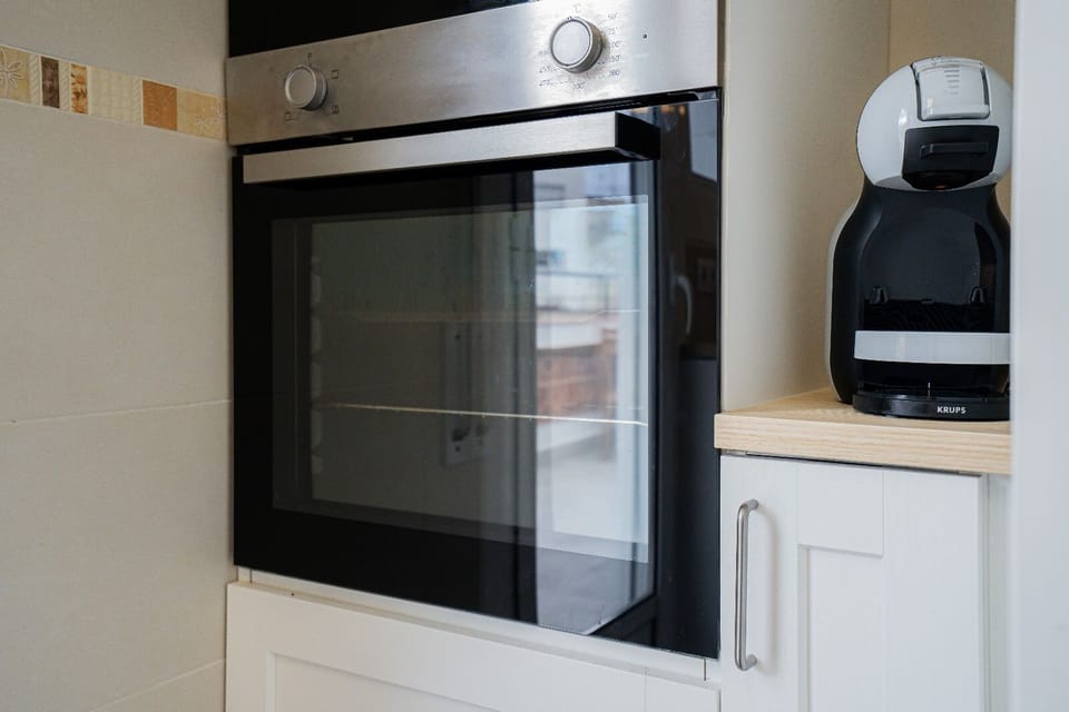 Apartment | In-room safe, desk, laptop workspace, free WiFi