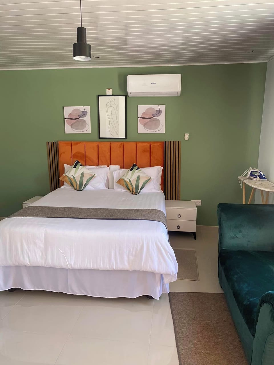 Standard Room, Patio, Garden View | Desk, laptop workspace, iron/ironing board, WiFi (free)