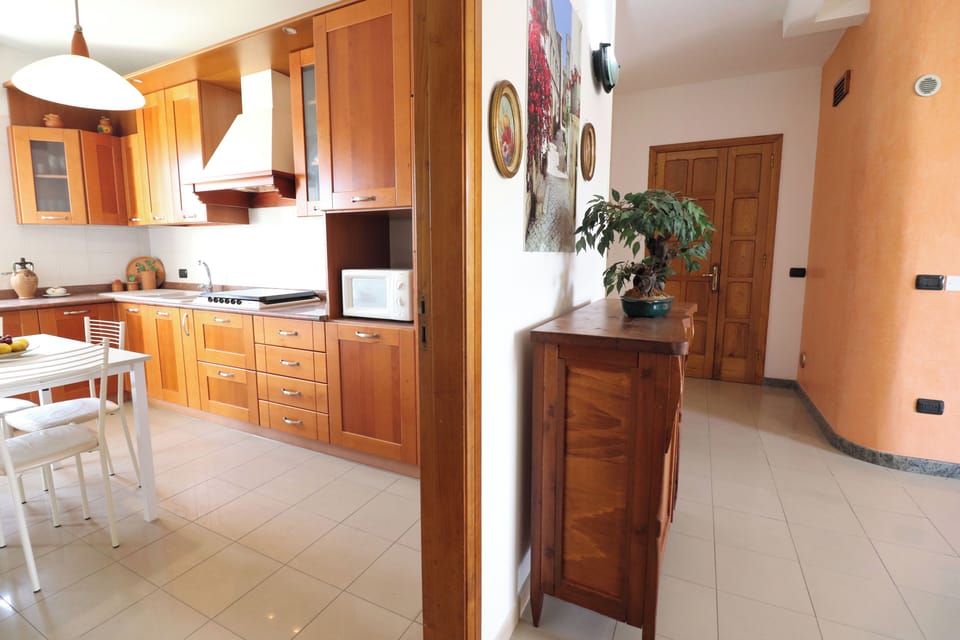 House, 2 Bedrooms, Smoking, Balcony | Interior