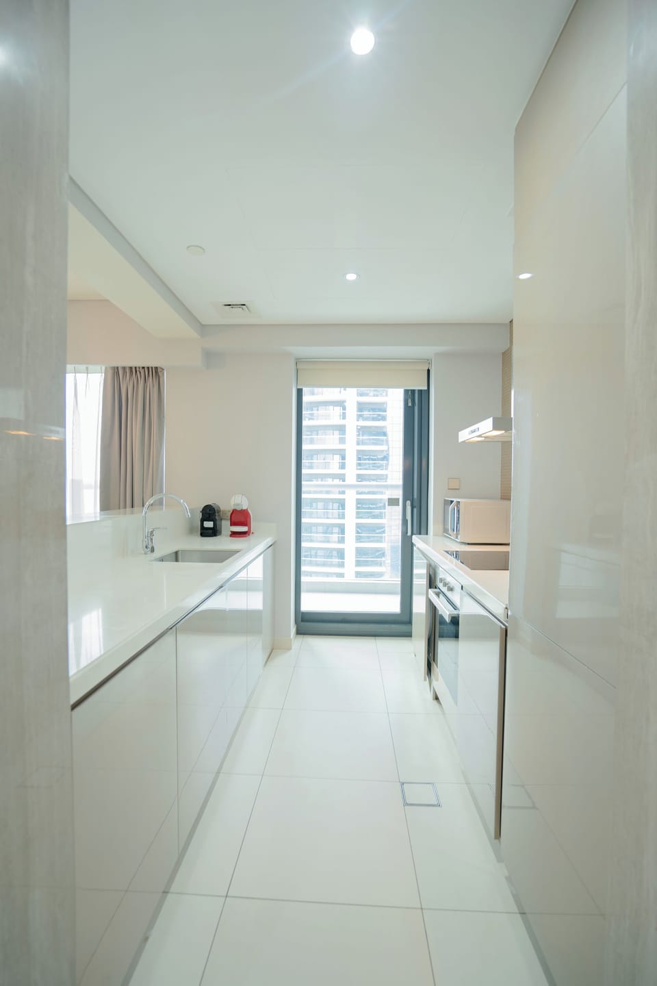 Exclusive Apartment, Balcony, City View | Private kitchen | Fridge, microwave, oven, dishwasher