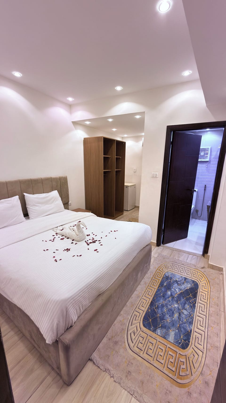 Luxury Double or Twin Room, 1 Bedroom | Egyptian cotton sheets, premium bedding, down comforters
