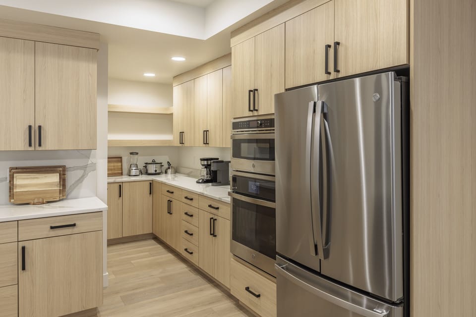 Kitchen Appliances - View of the appliances available for your use.
