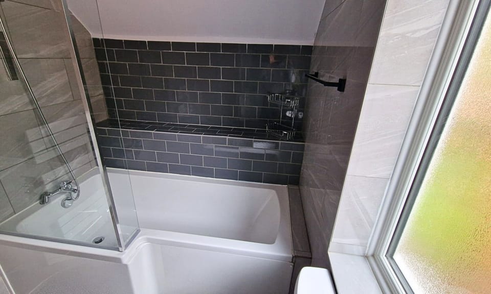 Splish, splash & splosh! Get squeaky clean in our spacious bathroom which has both a large bath-tub and shower. Complimentary towels, body wash and shampoo provided.