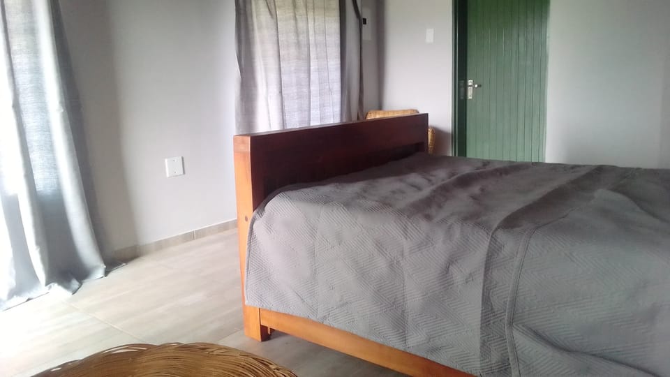 Basic Room, River View
