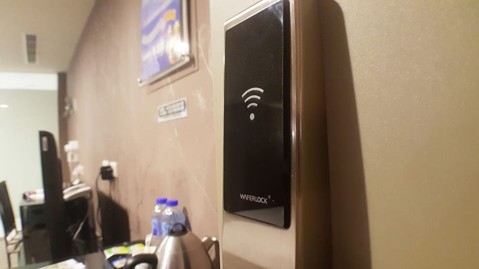 Economy Double Room, No Windows | Soundproofing, free WiFi, bed sheets