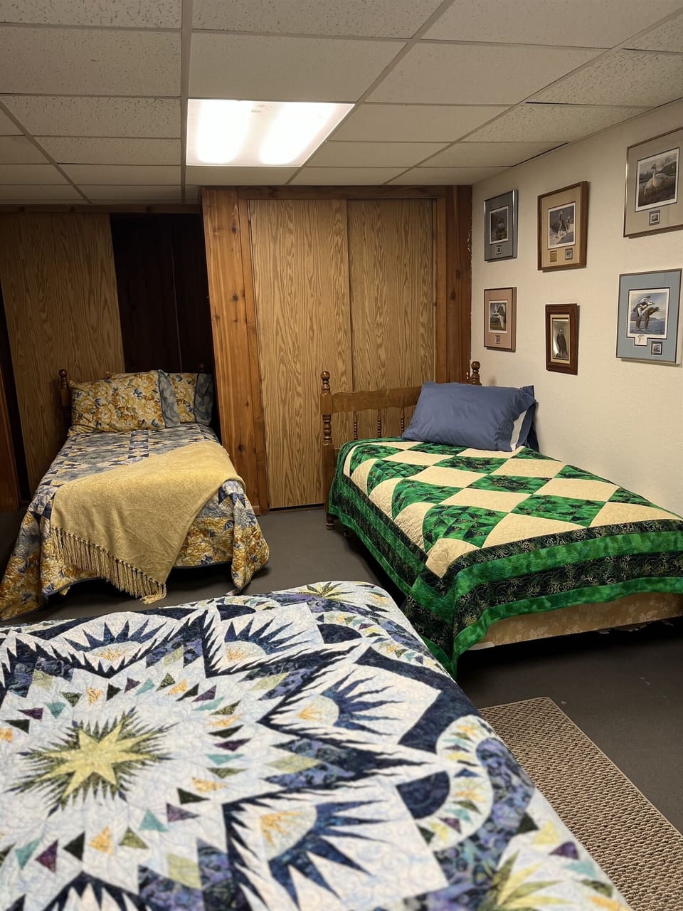 Downstairs Sleeping Area (3 beds)