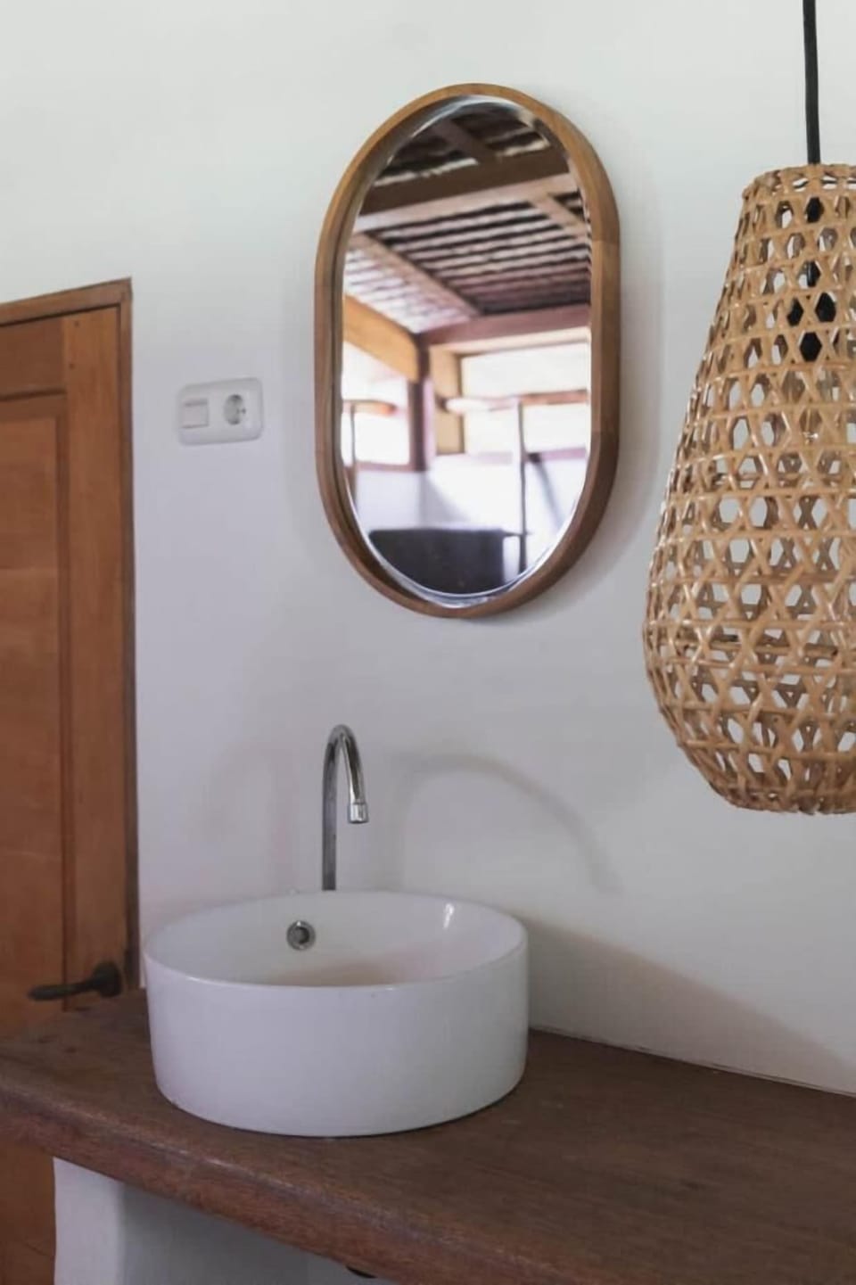 Double Room, Beach View | Bathroom | Free toiletries, bidet
