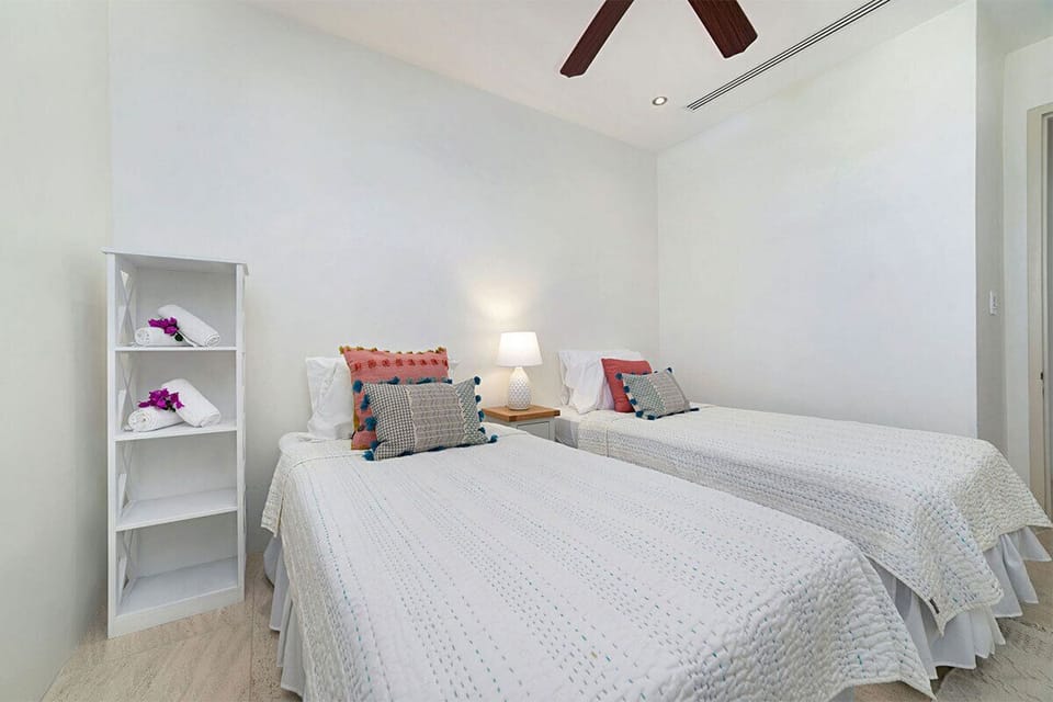 Bedroom 8 - Cottage