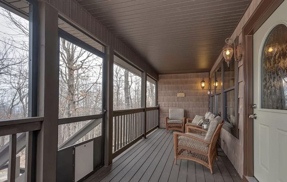 Screen Porch