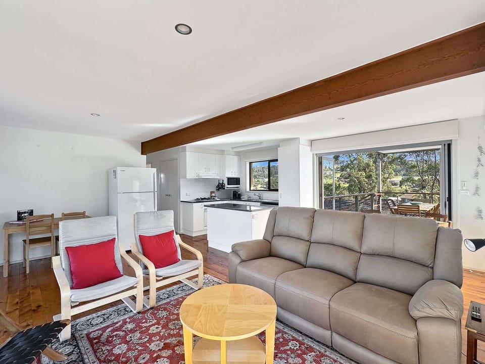 Living Area/Dining Area