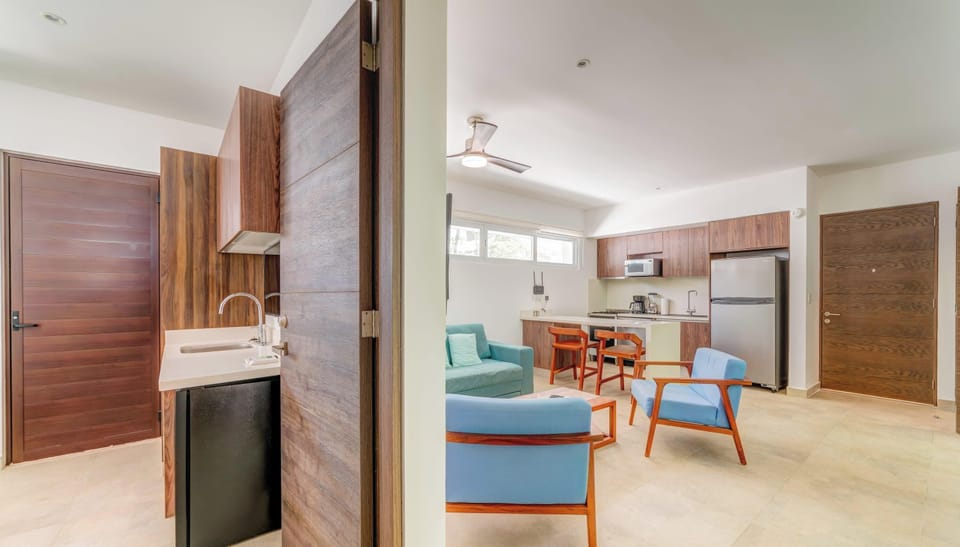 This view gives you an idea of the floor plan