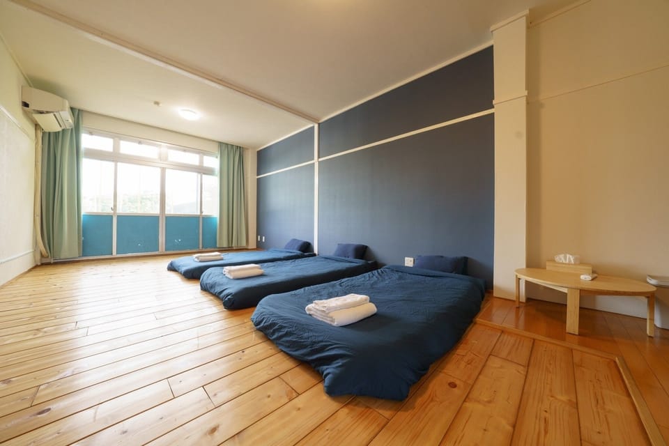 Room | WiFi (free), bed sheets