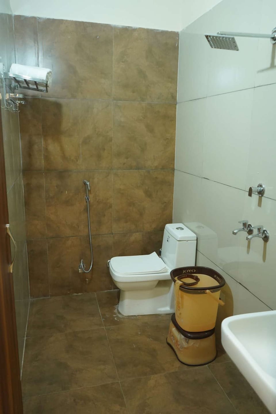 Deluxe Room, City View | Bathroom