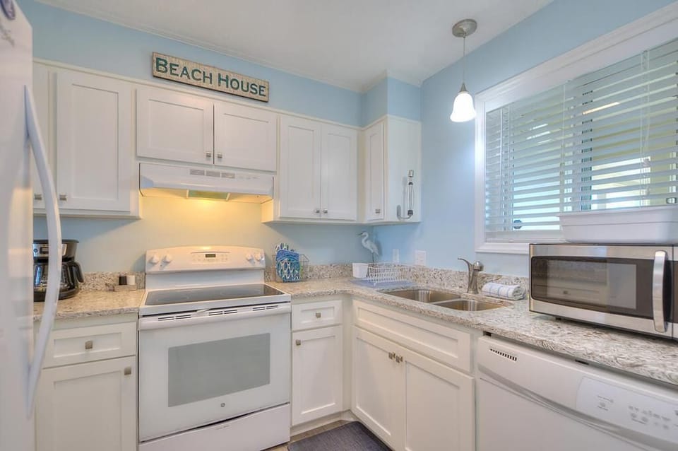 Kitchen
GW 5.17.24