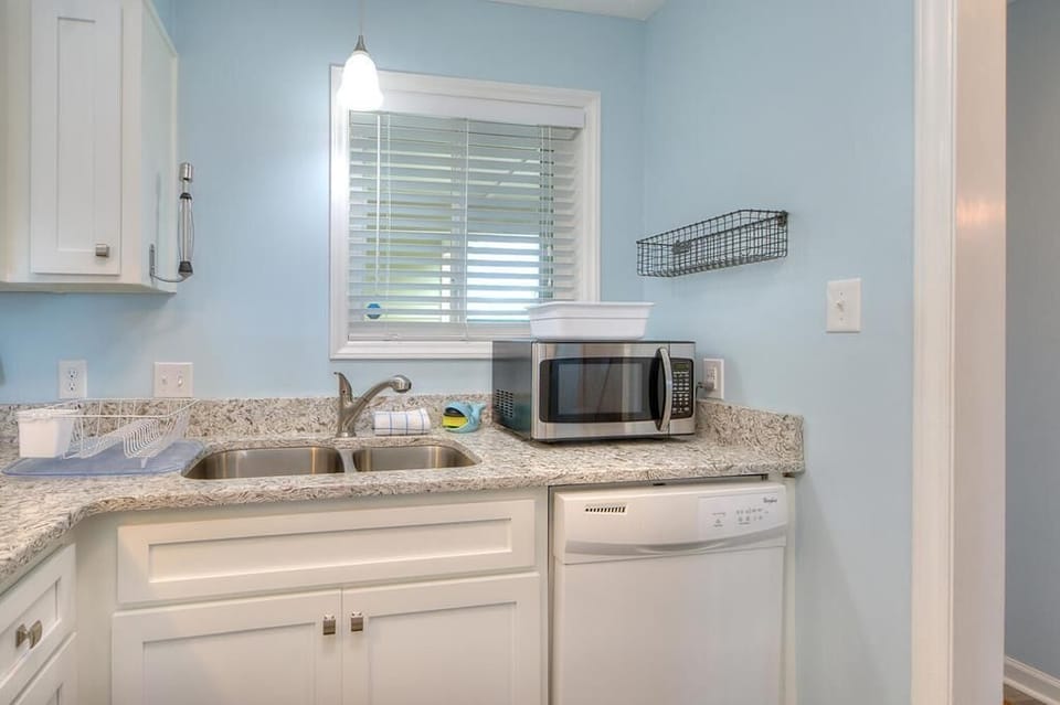 Kitchen
GW 5.17.24