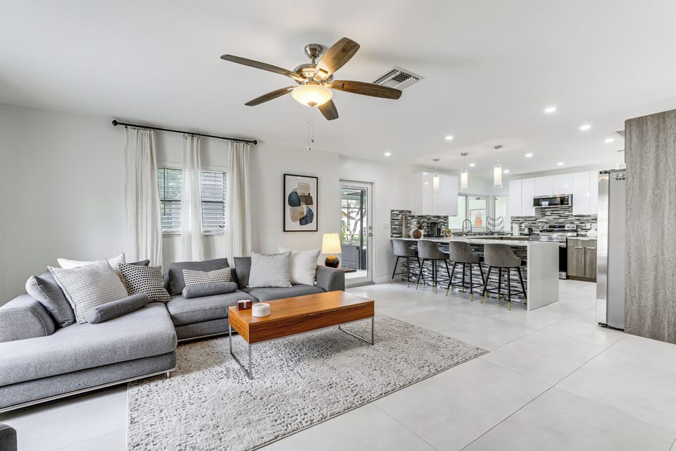 House (3 Bedrooms) | Interior