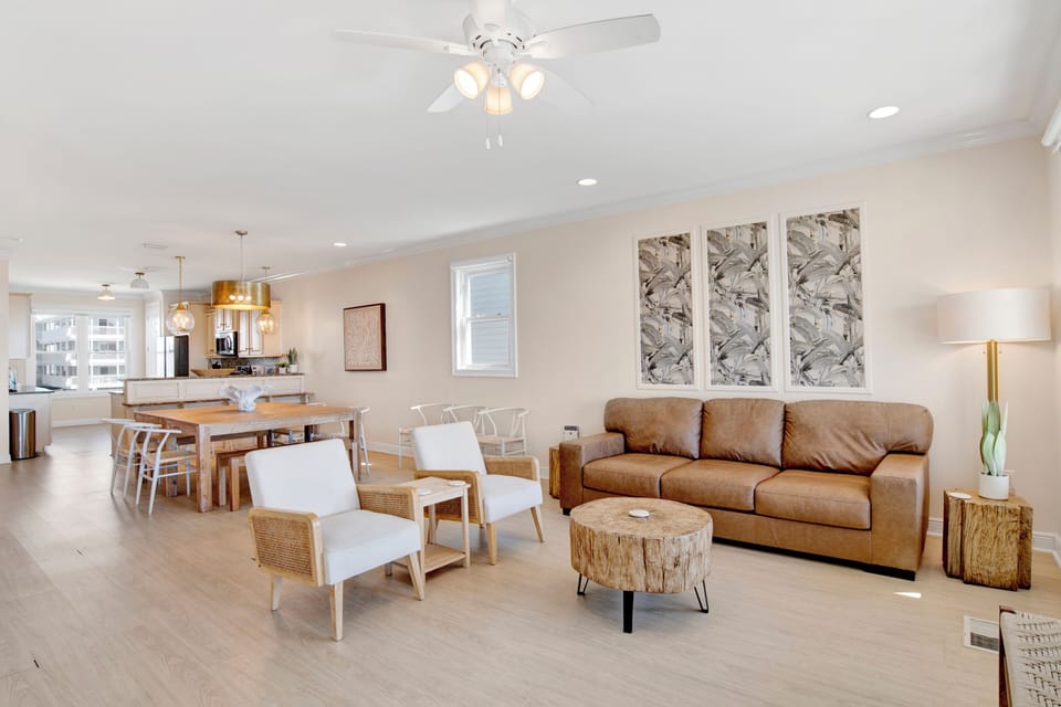 Open-living concept on the main level with two living spaces