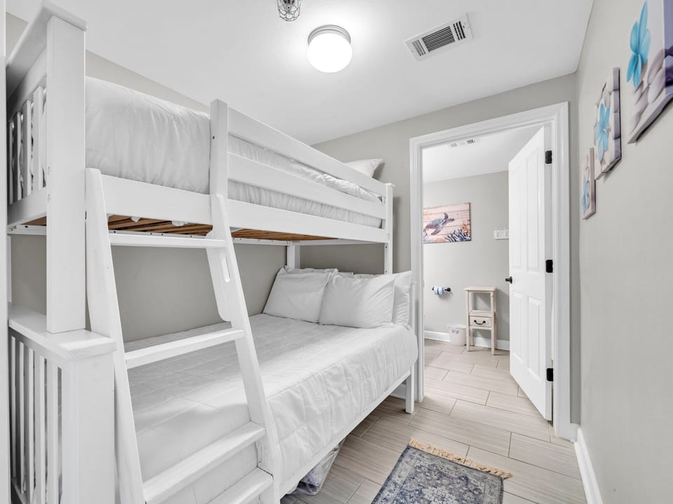 Bunk room