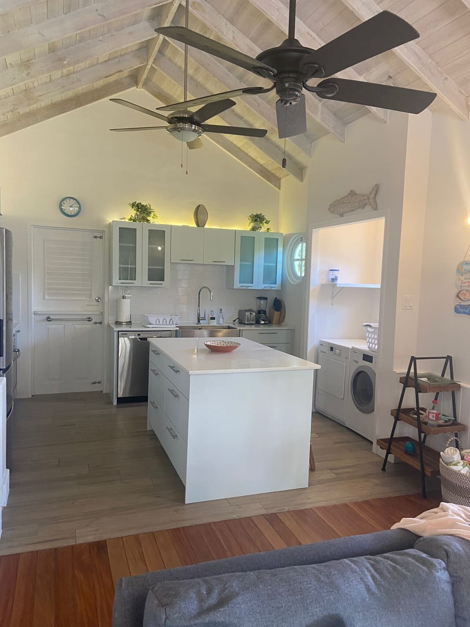 open plan kitchen and breakfast bar/island