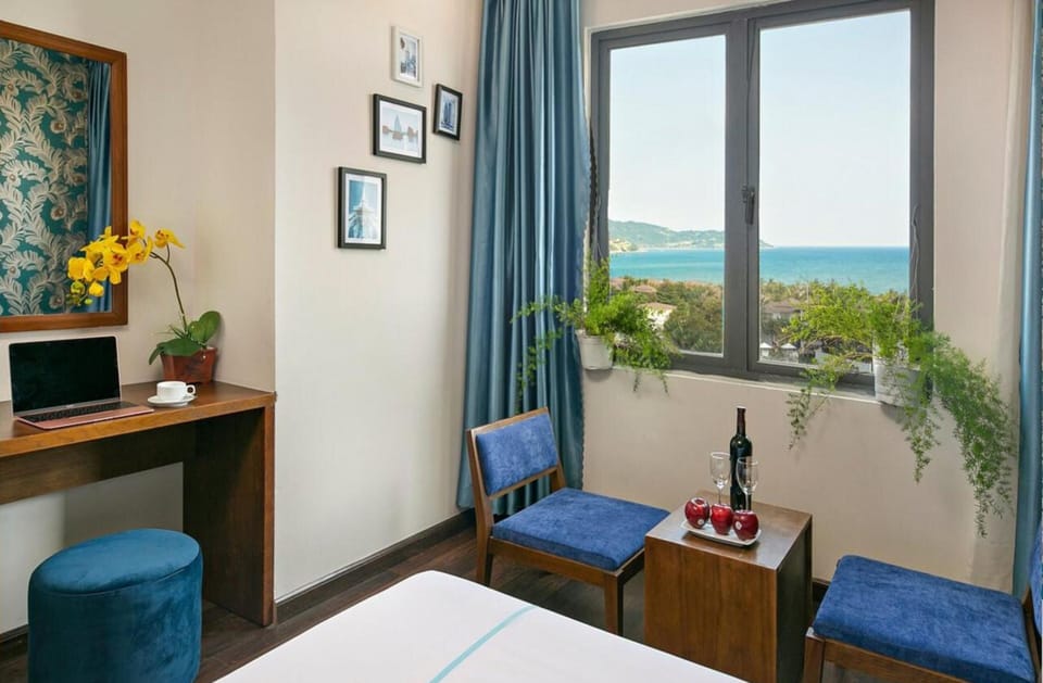 Quadruple Room, Sea View | Minibar, desk, laptop workspace, soundproofing