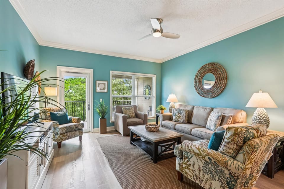 Living Room with Balcony Access at 510 North Shore Place