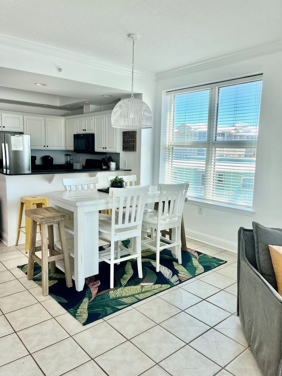 Dining Nook 