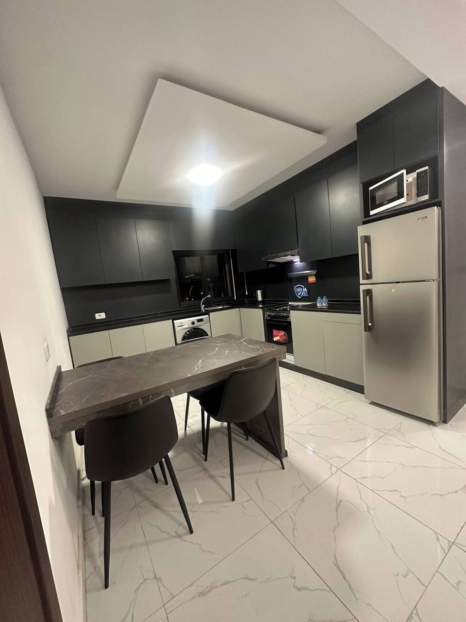 Apartment, 2 Bedrooms, Accessible, Smoking | Interior