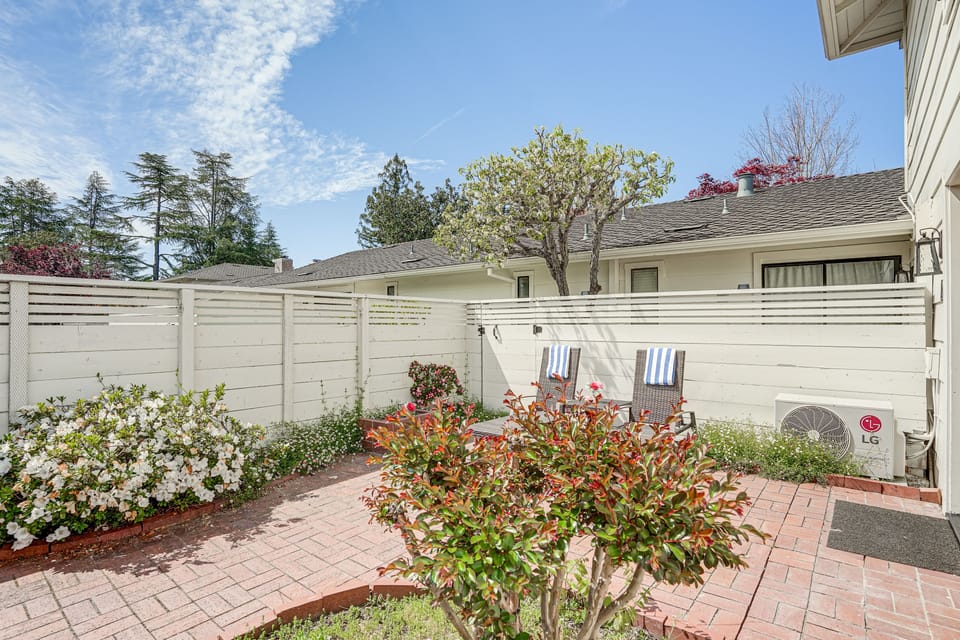 Private Courtyard