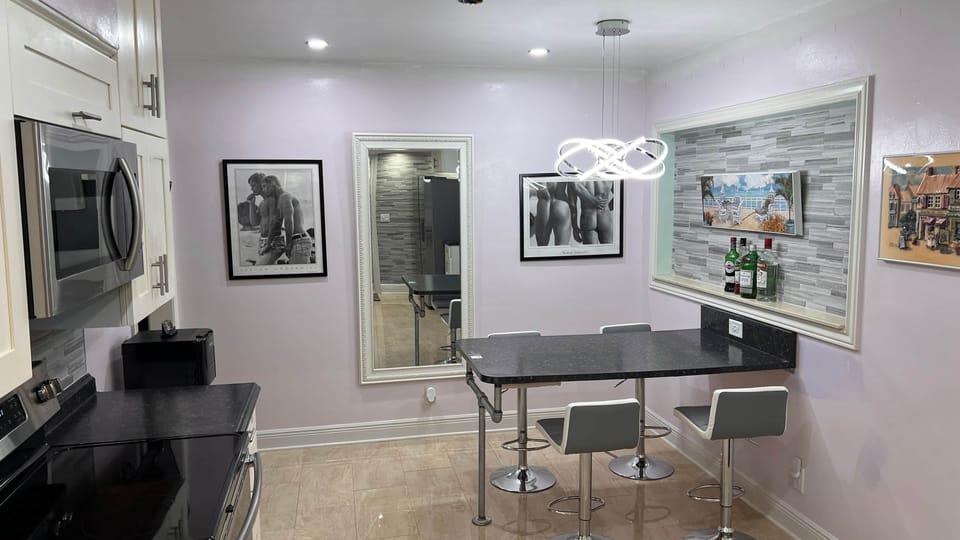 Common area kitchen 2