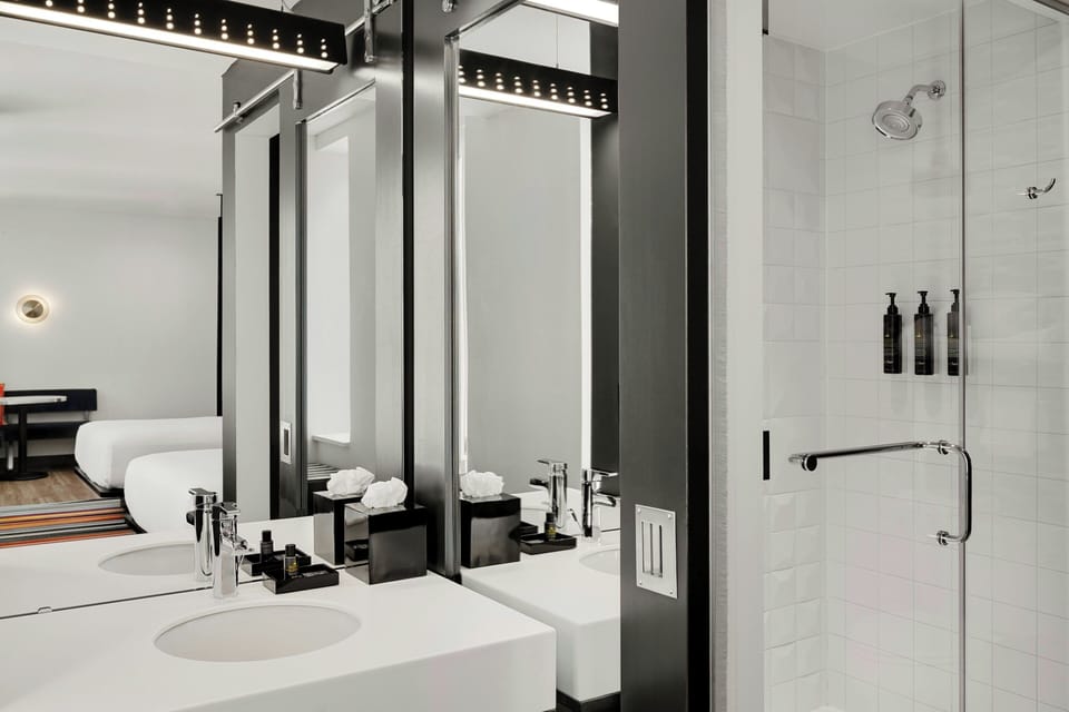Rainfall showerhead, free toiletries, hair dryer, towels
