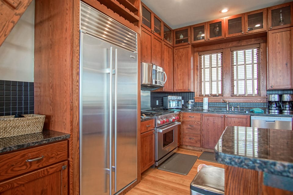 A beautifully designed kitchen where every detail has been thoughtfully considered.