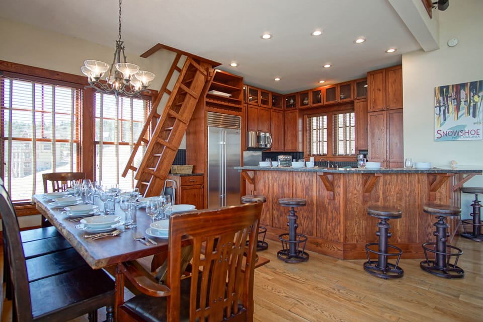 The dining room and bar flow together, making it effortless to keep guests gathered, engaged, and lingering a little longer.