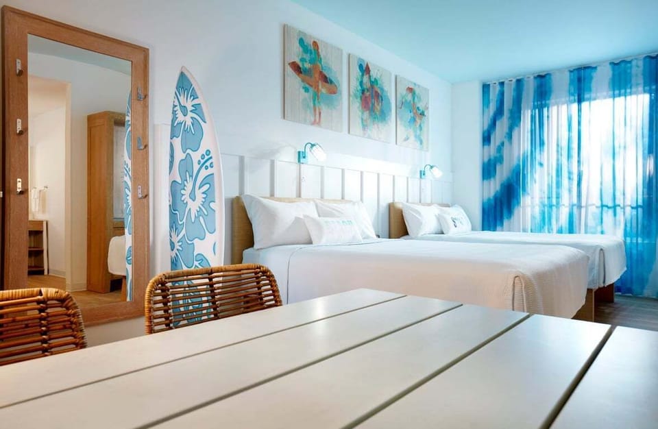 2 Bedroom Suite Queen Beds