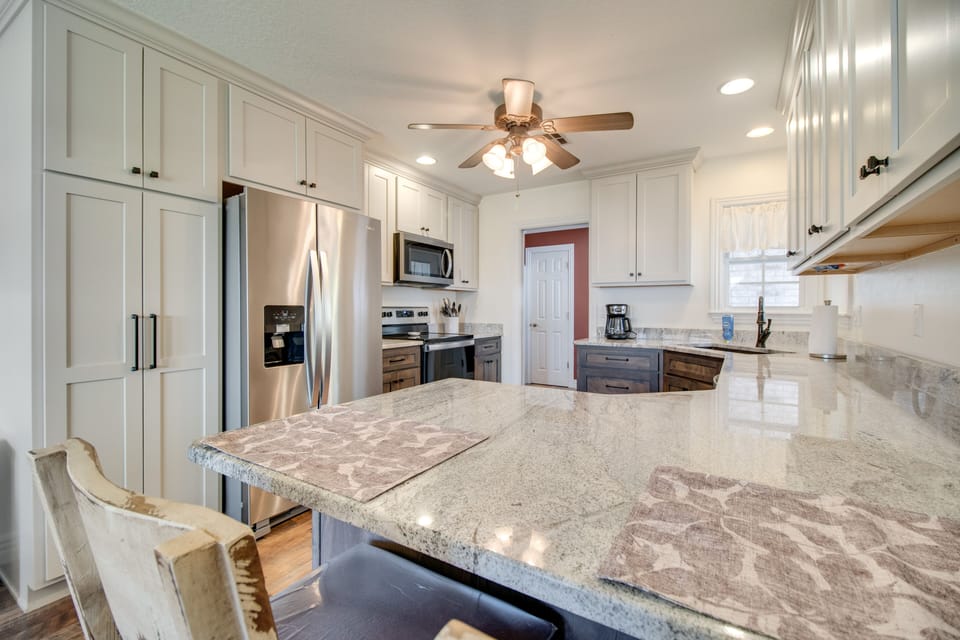 Kitchen | Toaster | Blender | Crockpot