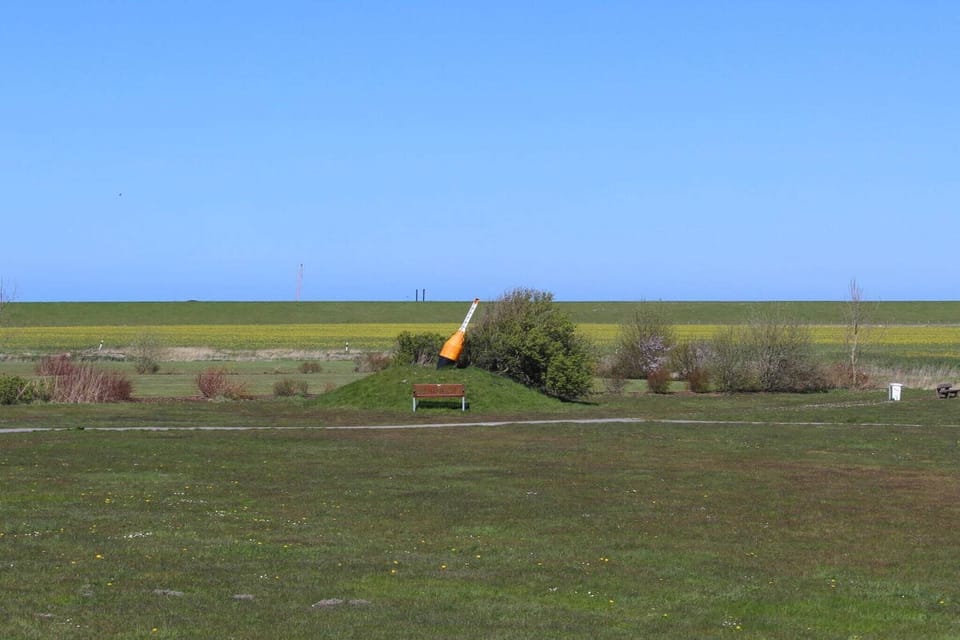 Surroundings [summer] (1-5 km)