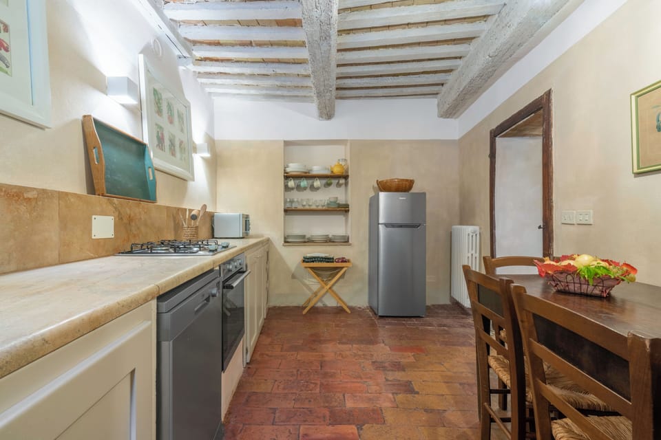 Superior House, Garden View | Private kitchen | Full-size fridge, oven, stovetop, dishwasher