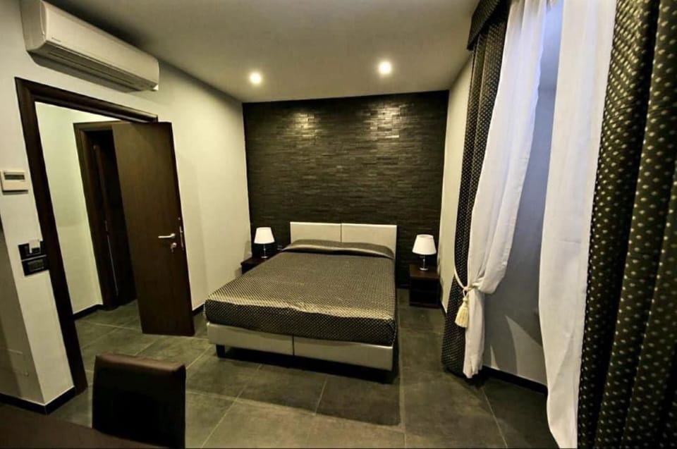 Room, 1 Double Bed, City View | Desk, free WiFi, bed sheets