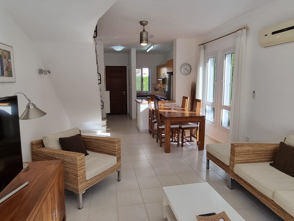 House | Living area | TV